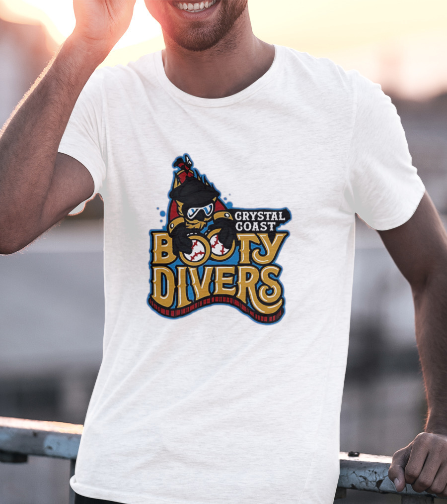 Crystal Coast Booty Divers Pirate Spyglass Emblem T-Shirt