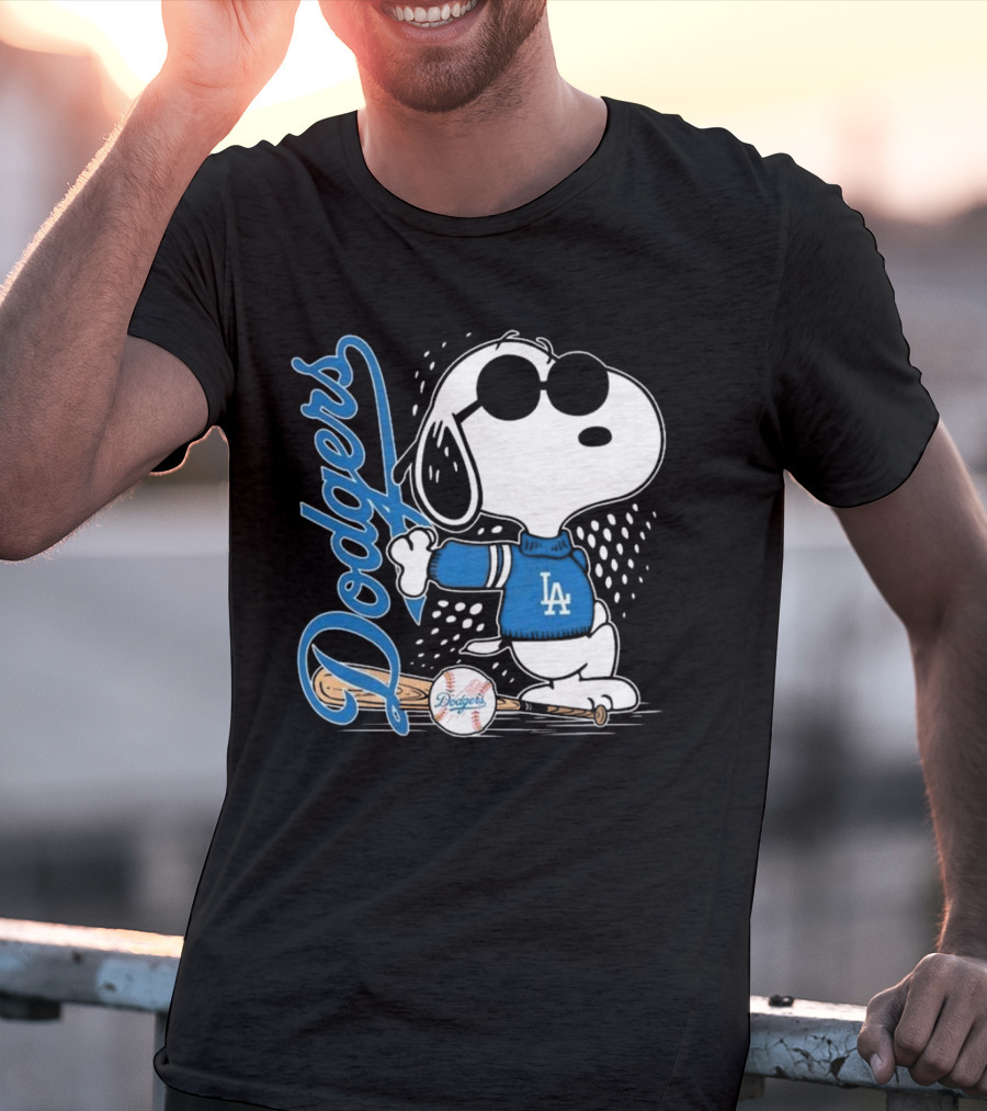 Los Angeles Dodgers Snoopy MLB 2025 Peanuts Baseball Collaboration T-Shirt