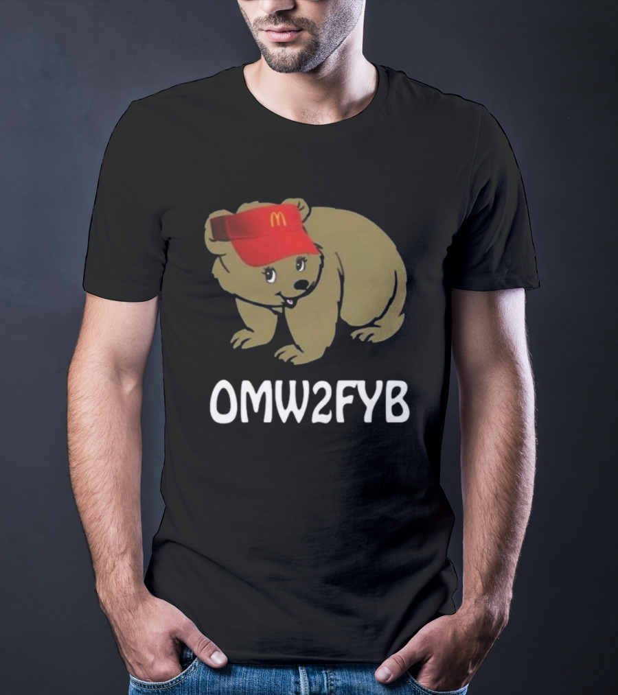 OMW2FYB Bear With Red Cap T-Shirt