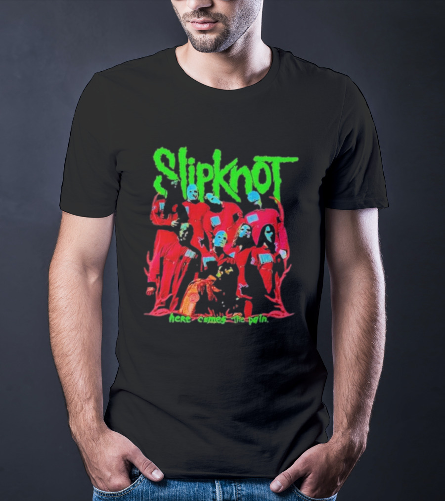 Slipknot Here Comes The Pain Text With Red Figures And Green Logo T-Shirt