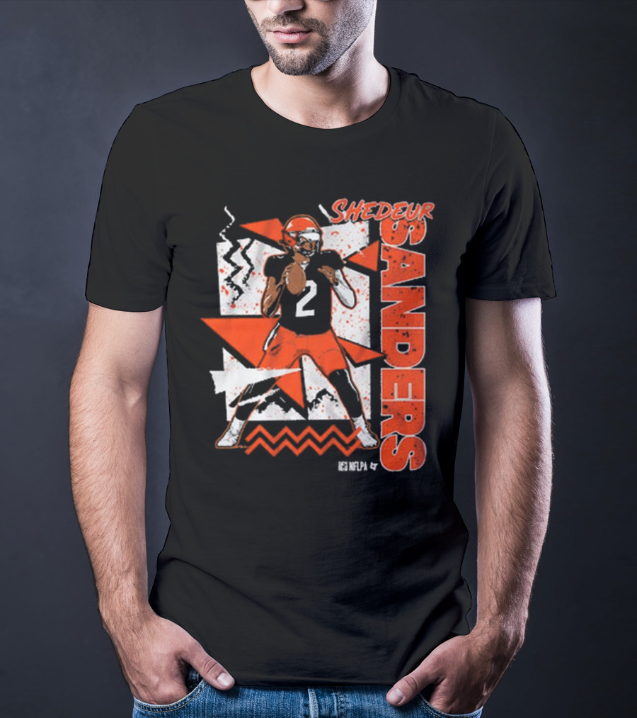 Shedeur Sanders 90s Style Retro Football Illustration T-Shirt