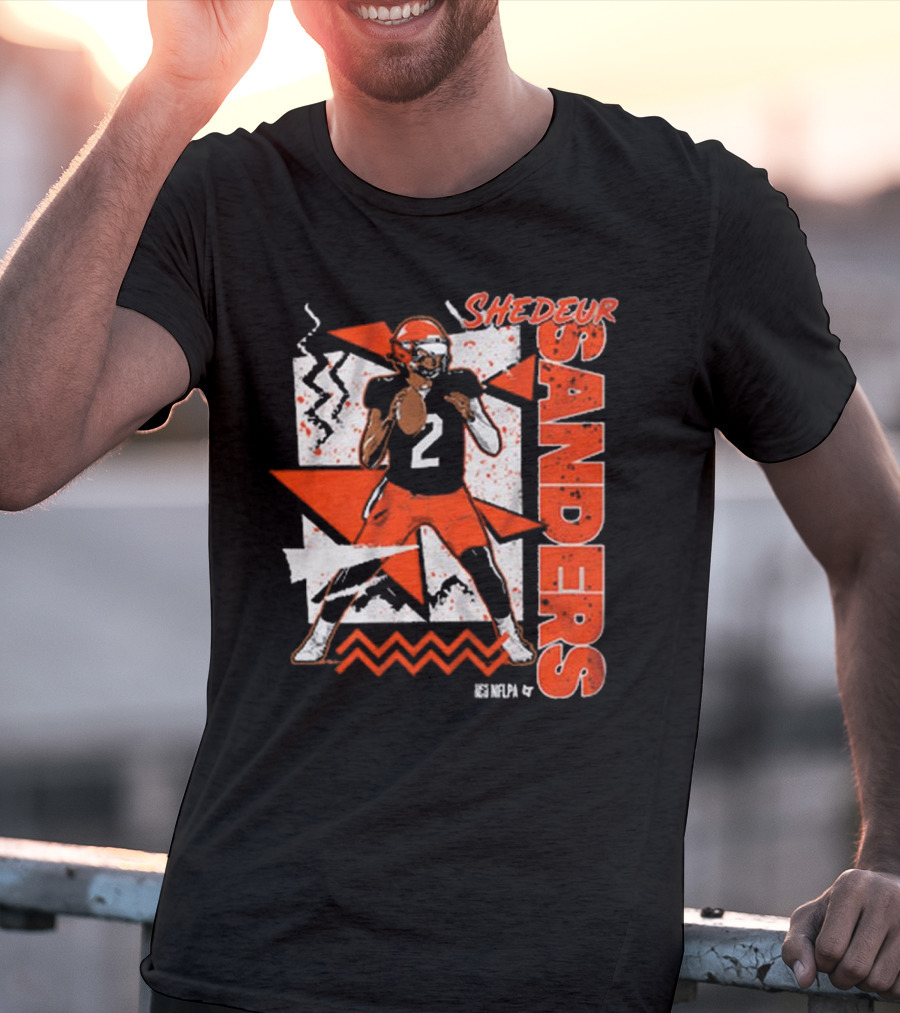 Shedeur Sanders 90s Style Retro Football Illustration T-Shirt