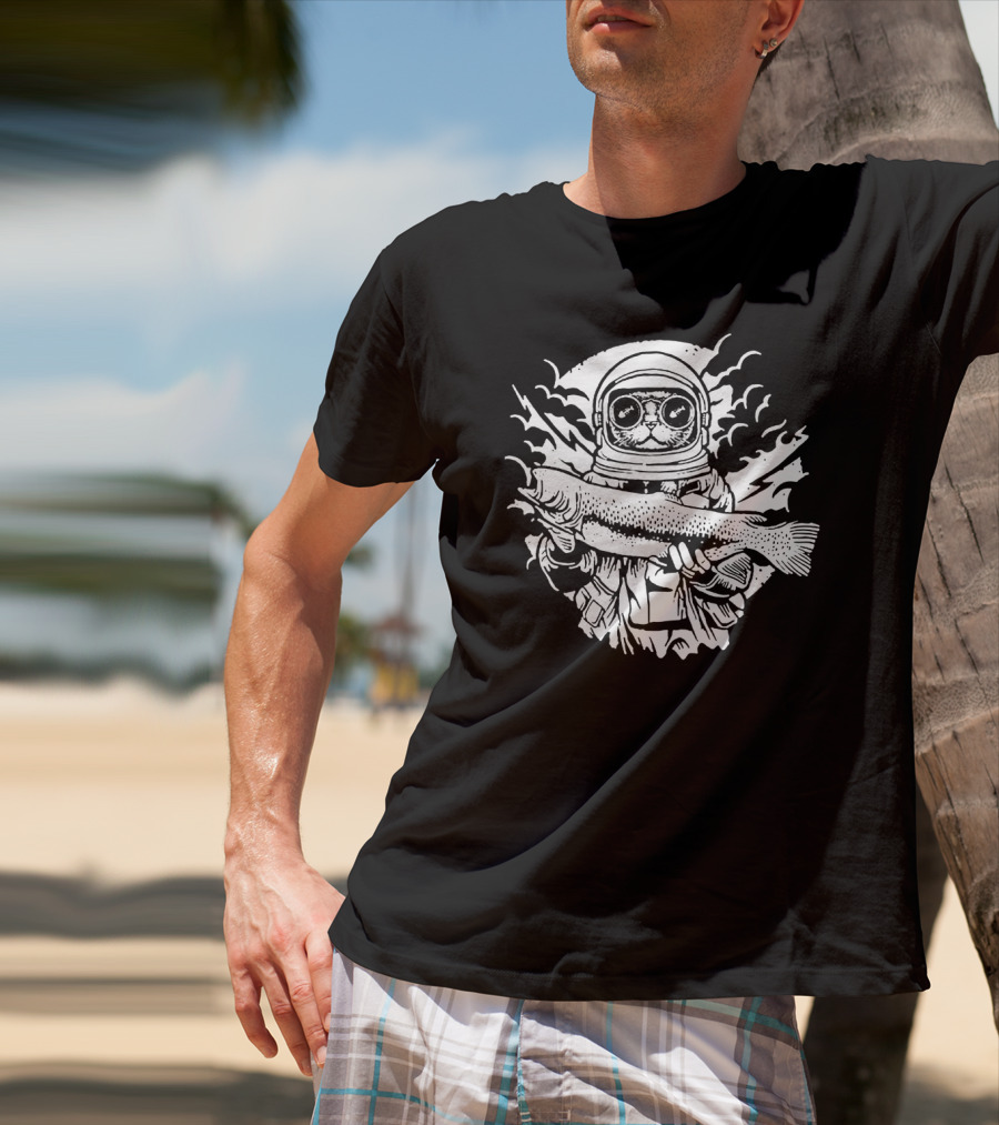 Astronaut Cat Holding Fish In Space T-Shirt