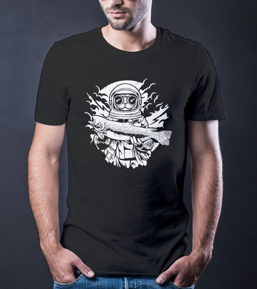 Astronaut Cat Holding Fish In Space T-Shirt