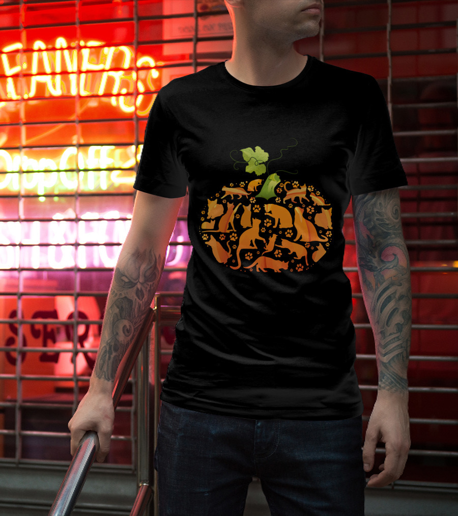 Cat Pumpkin Silhouette With Paws In Pumpkin Shape T-Shirt
