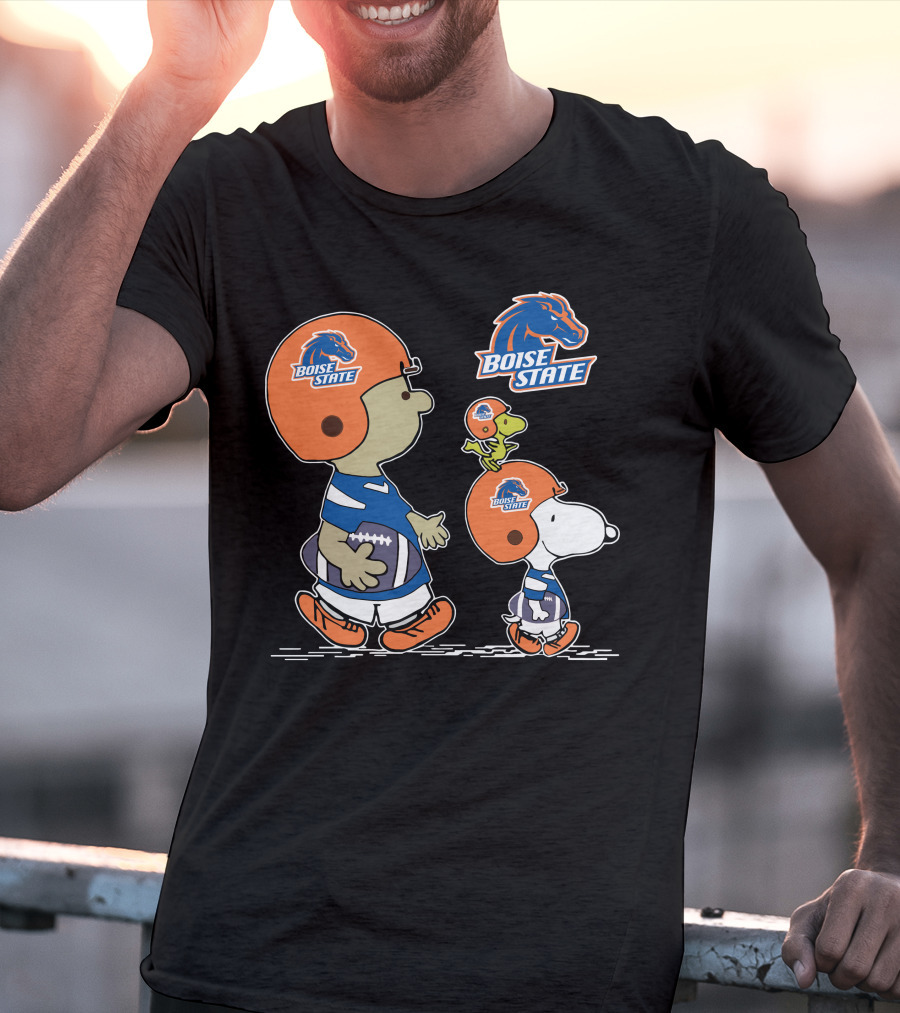 Boise State Broncos Snoopy And Woodstock Football Adventure T-Shirt