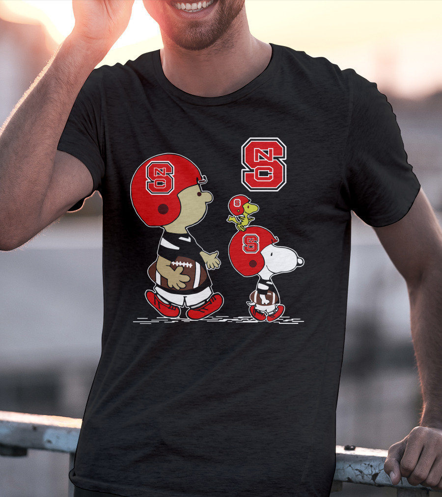 NC State Wolfpack Snoopy Football Helmet Peanuts Characters T-Shirt