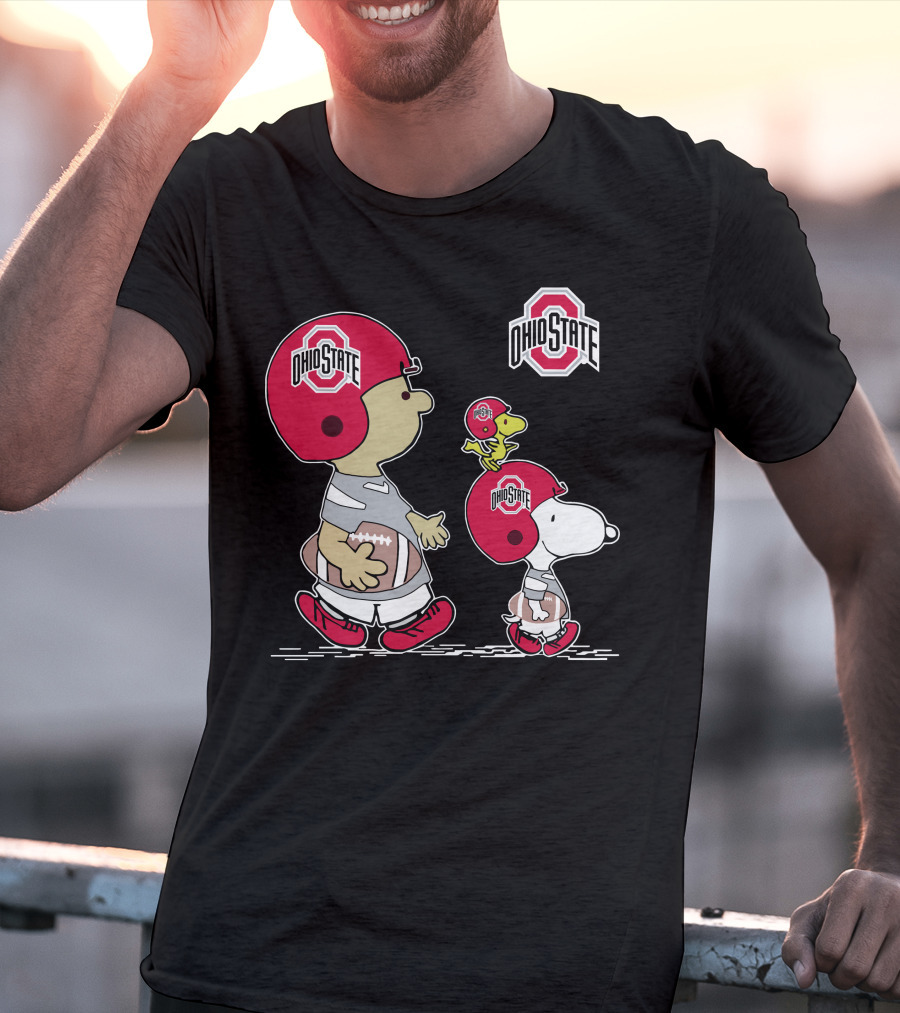 Ohio State Peanuts Snoopy Woodstock Football Team Helmets T-Shirt