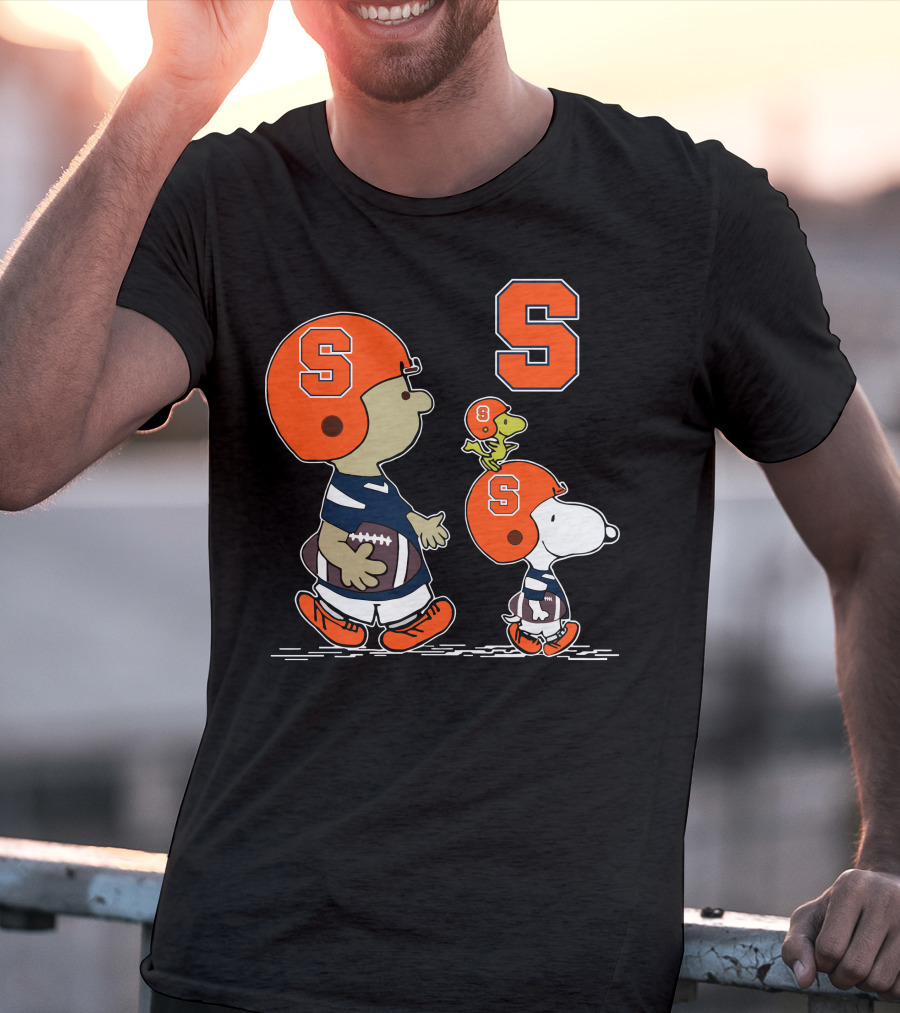 Syracuse Orange Peanuts Snoopy And Woodstock Football Team T-Shirt