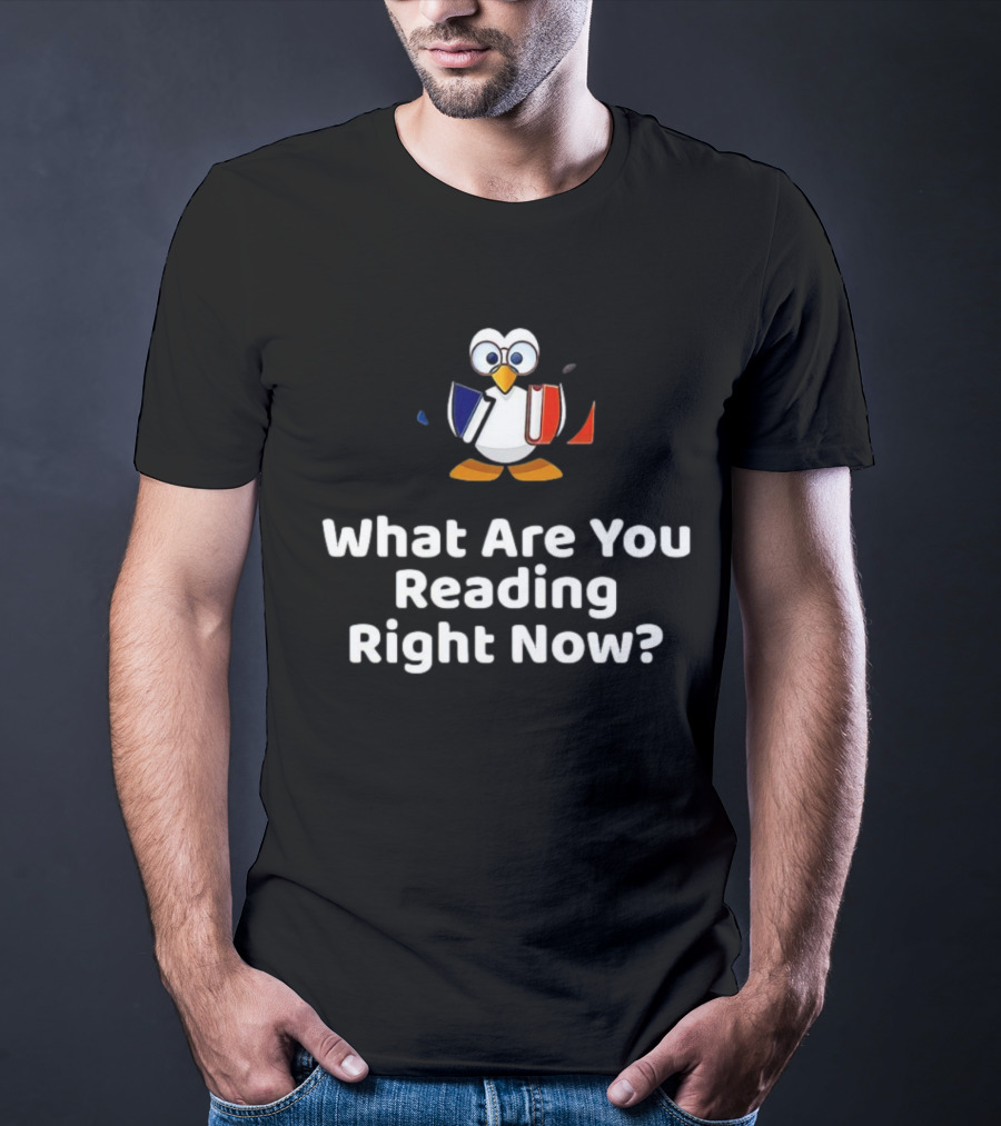 What Are You Reading Right Now Penguin Holding Books T-Shirt