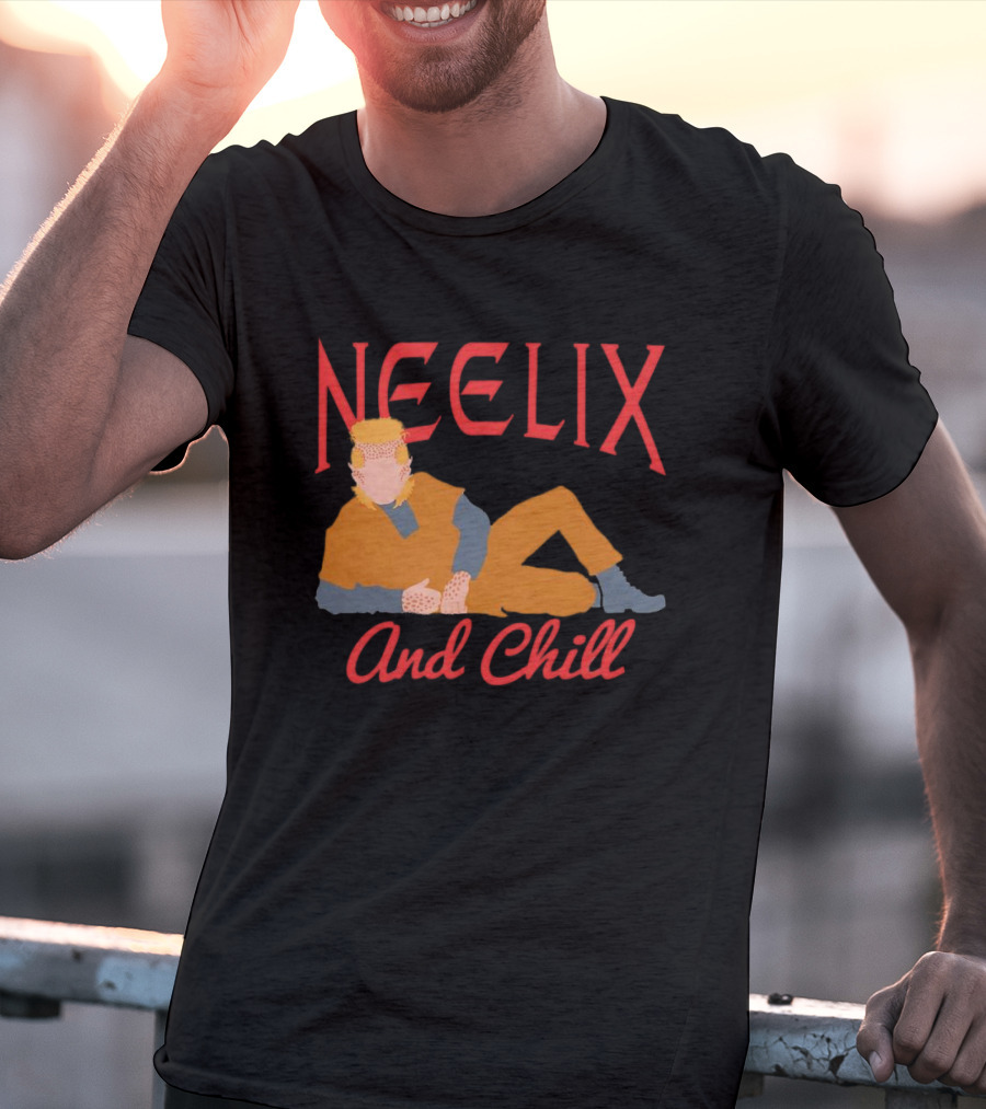 Neelix And Chill Star Trek Voyager Character Casual Relaxation Mood T-Shirt