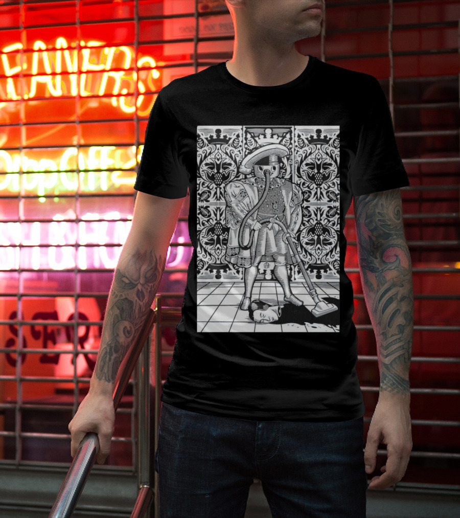King Henry Vacuum Renaissance Robot T-Shirt