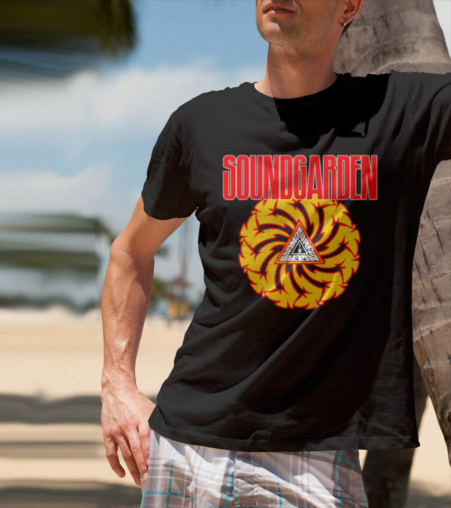 Soundgarden Badmotorfinger Album Cover Iconic Logo Spiral T-Shirt
