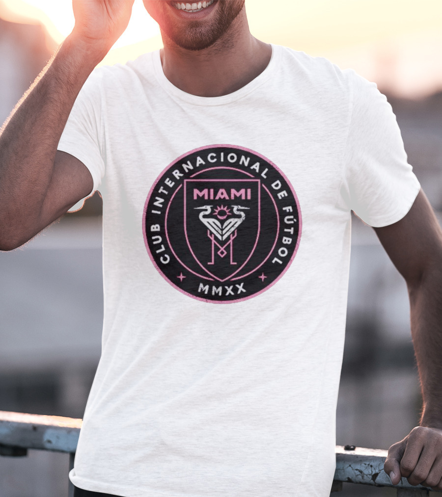 INTER MIAMI CF CLUB INTERNACIONAL DE FÚTBOL MIAMI MMXX VINTAGE PRIMARY T-Shirt