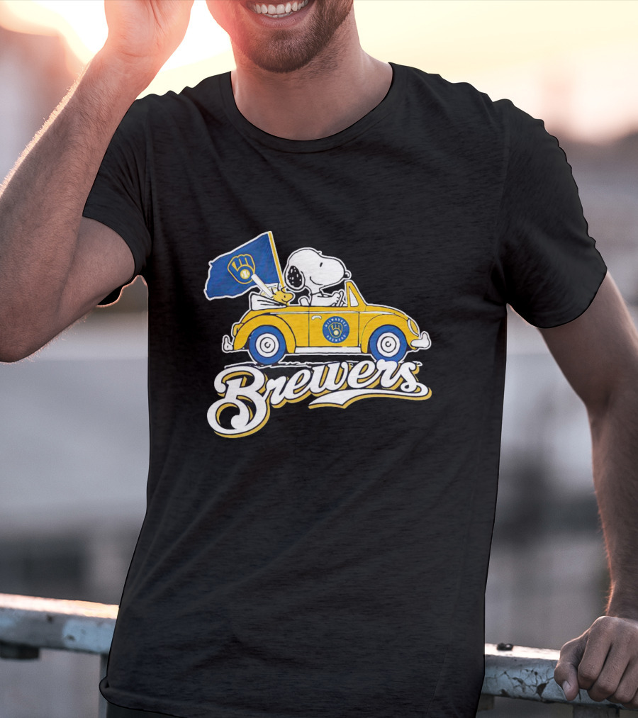 Snoopy And Woodstock Driving Car With Brewers Flag T-Shirt
