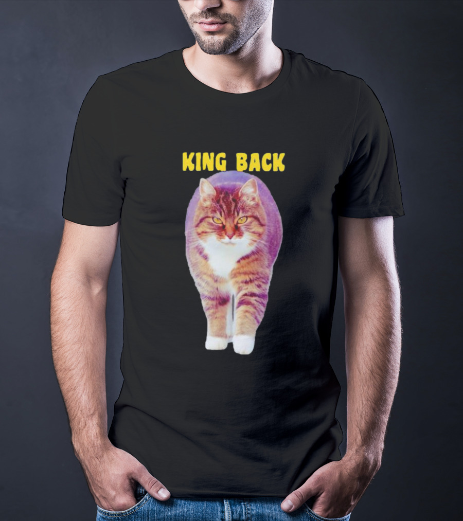 KING BACK Cat Image T-Shirt