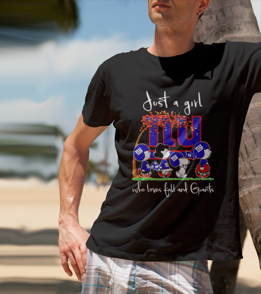 Just A Girl Who Loves Fall And New York Giants Peanuts Characters T-Shirt