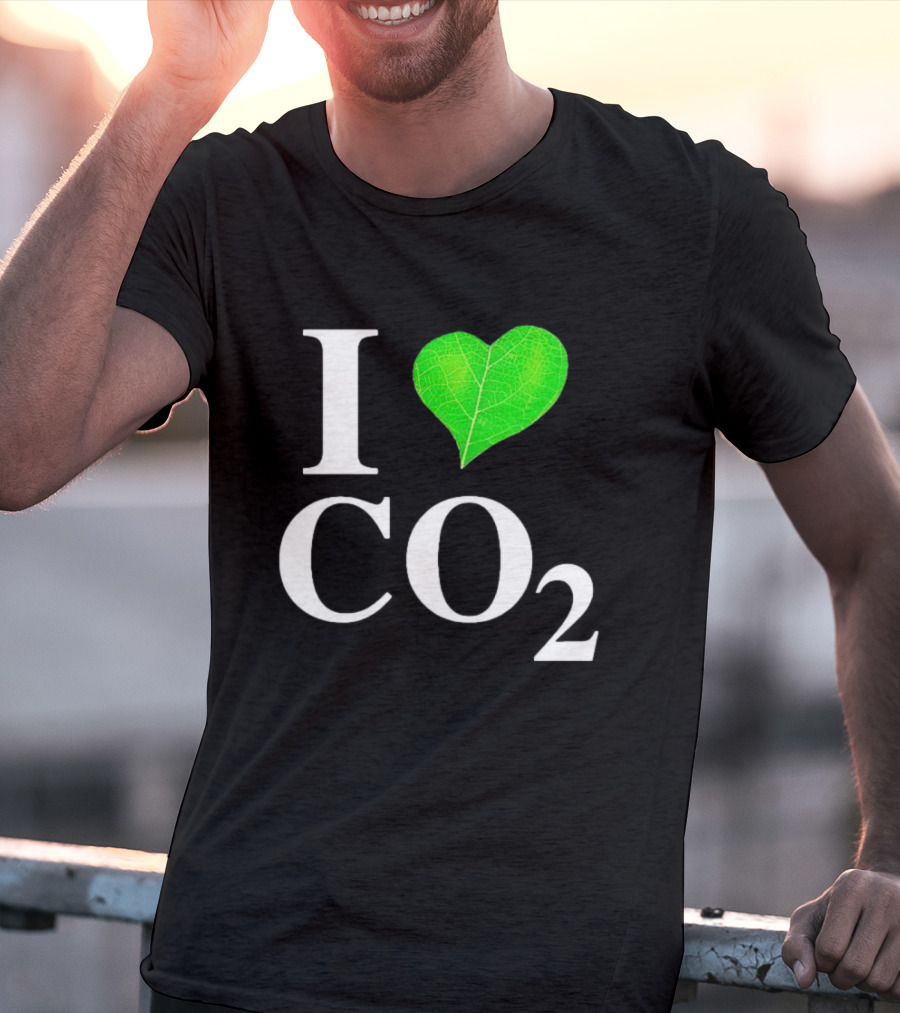 Robin Monotti I Heart CO2 Leaf T-Shirt