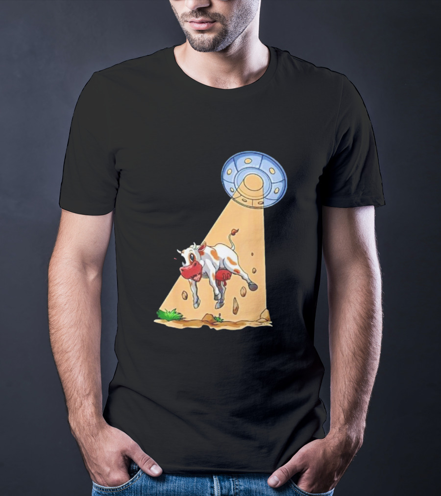 Cow Abduction UFO Alien Cow Abducted Beam Tractor T-Shirt