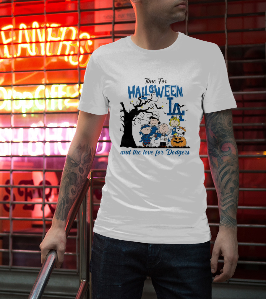 Time For Halloween LA And The Love For Dodgers Peanuts Characters T-Shirt