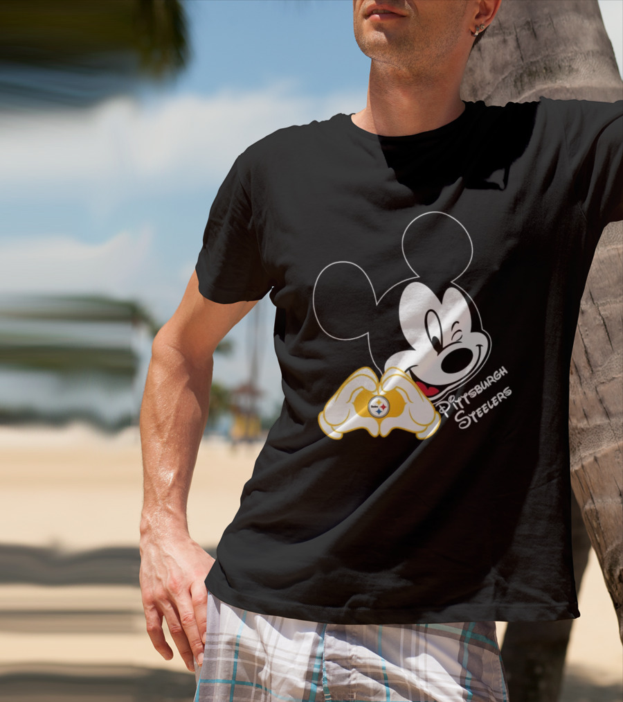 Mickey Mouse Heart Hands Pittsburgh Steelers T-Shirt