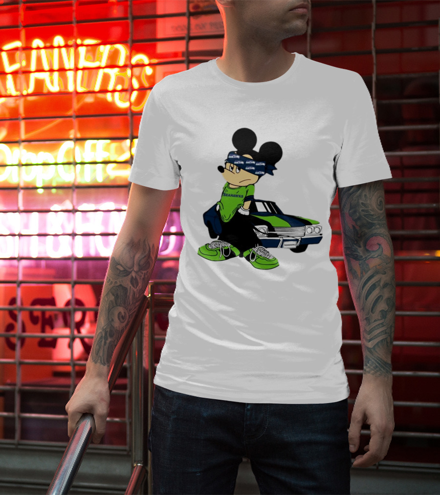Seattle Seahawks Mickey Mouse Gangster Car Football Fan T-Shirt