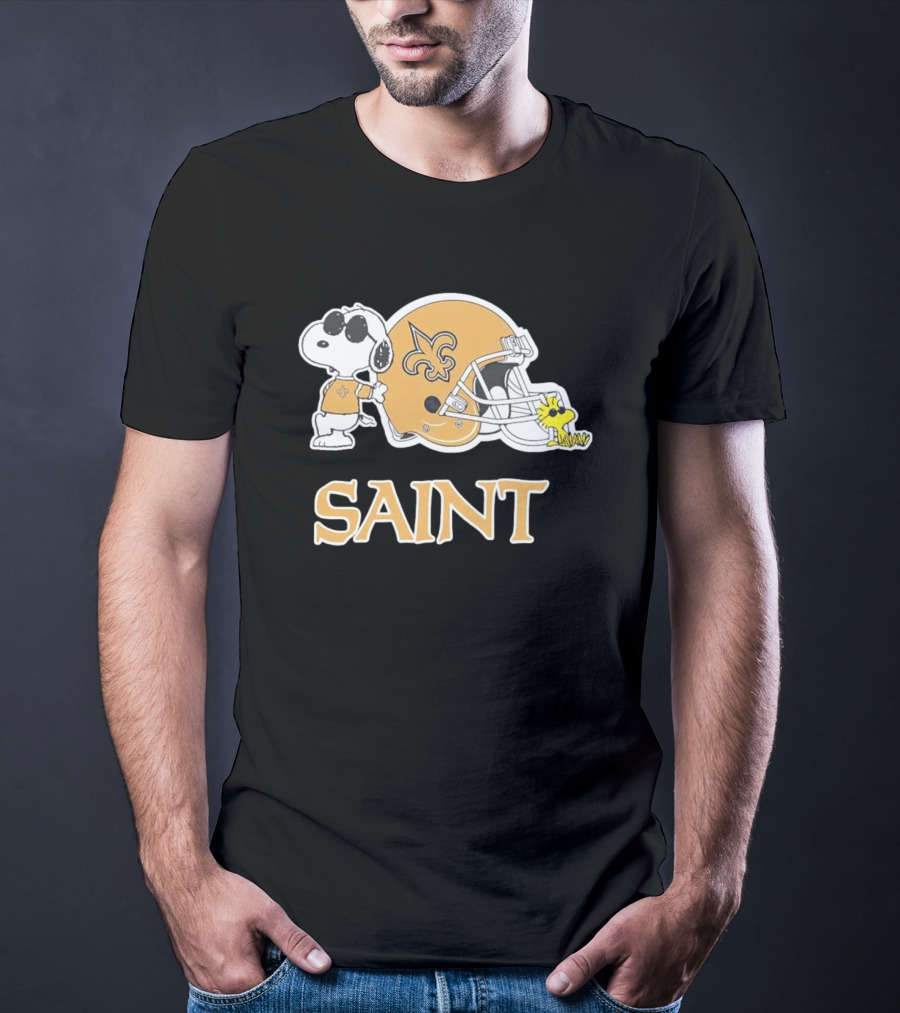 Snoopy Woodstock New Orleans Saints Helmet NFL Saint T-Shirt