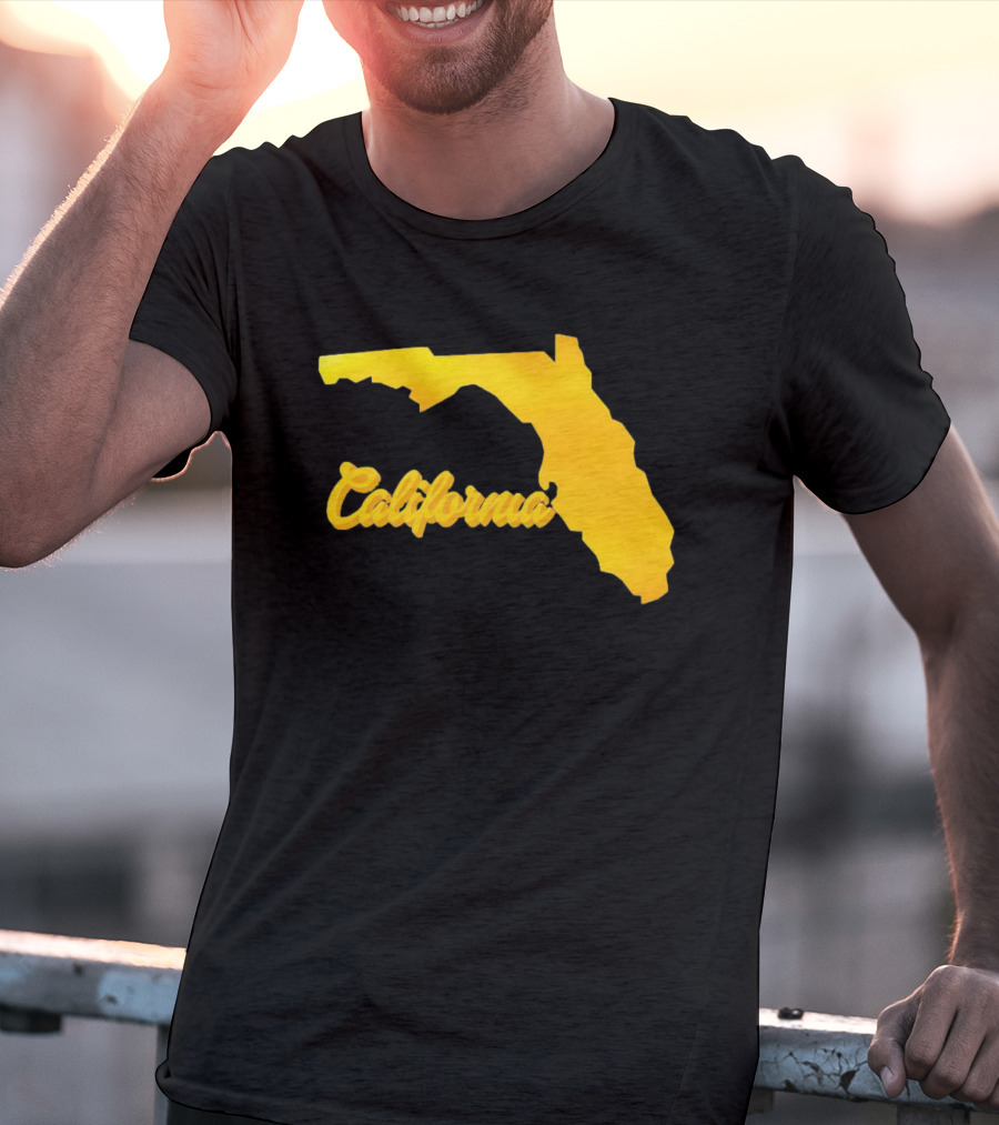 California Florida Map Playful Twist T-Shirt