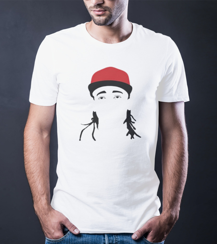 Elly Cartoon Chain Red Cap T-Shirt