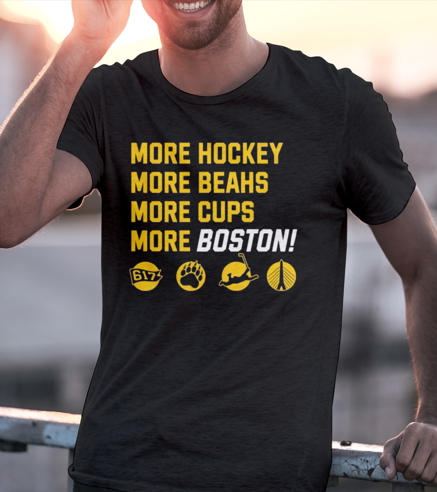 More Hockey More Beahs More Cups More Boston 617 Bear Claw Skater Bridge T-Shirt
