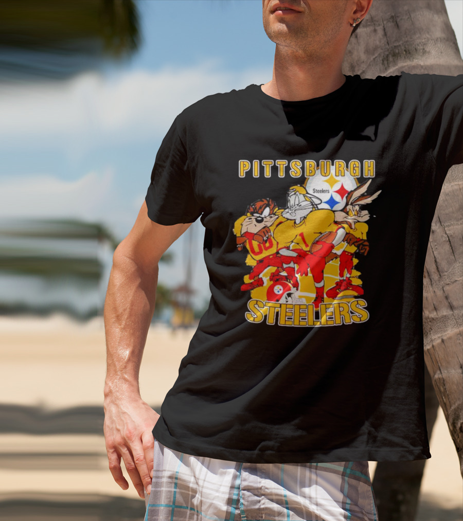 Pittsburgh Steelers Looney Tunes Bugs Taz Daffy Football Team T-Shirt