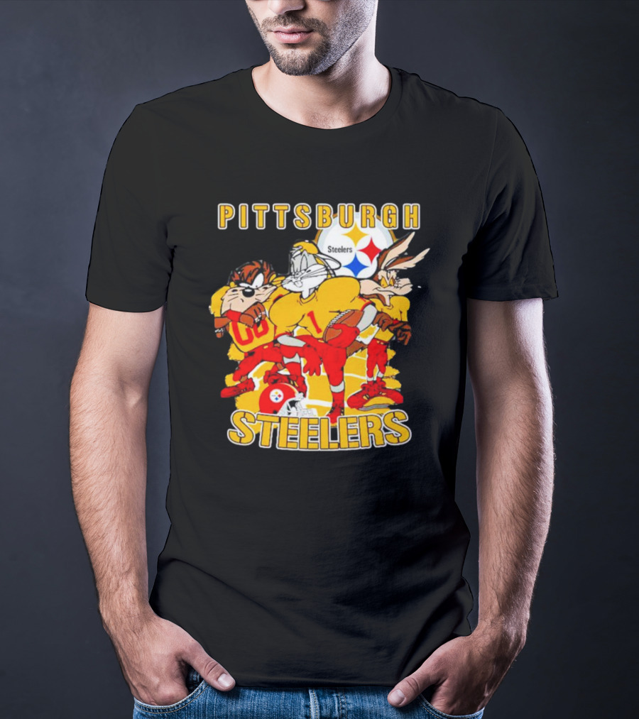 Pittsburgh Steelers Looney Tunes Bugs Taz Daffy Football Team T-Shirt