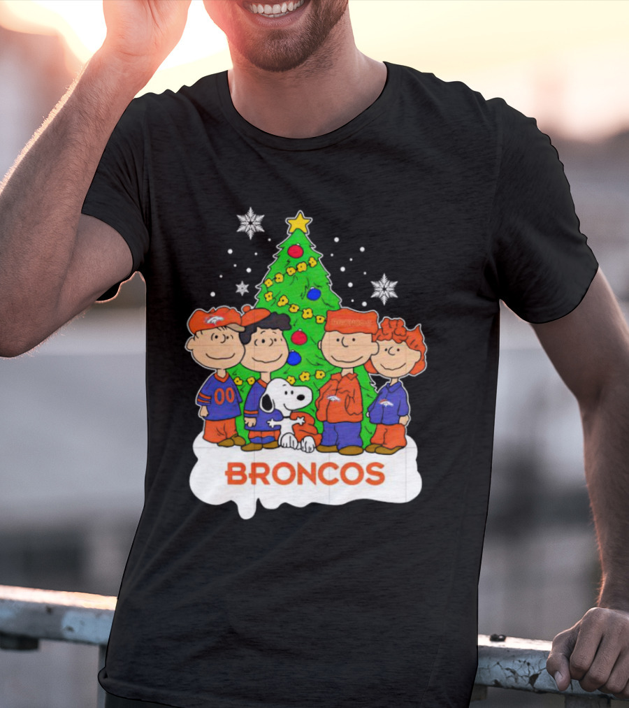 Peanuts Characters Denver Broncos Christmas Tree Scene T-Shirt