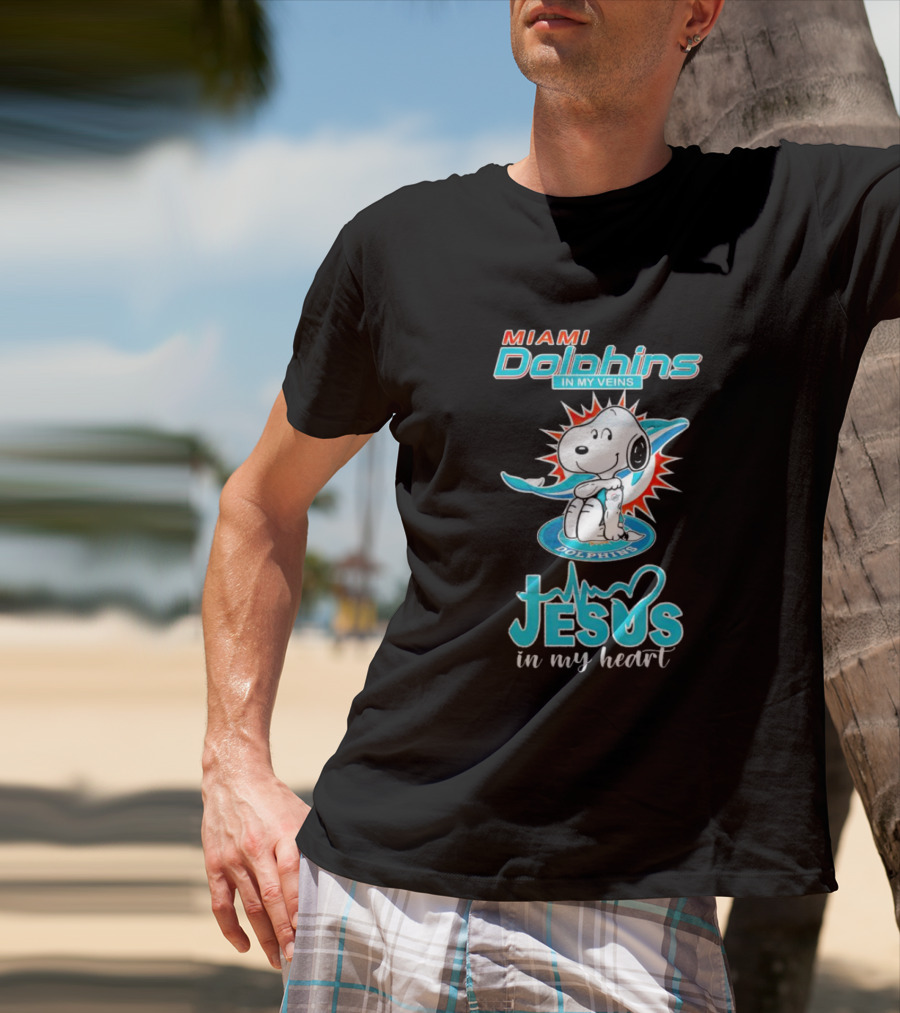 Snoopy Miami Dolphins In My Veins Jesus In My Heart T-Shirt