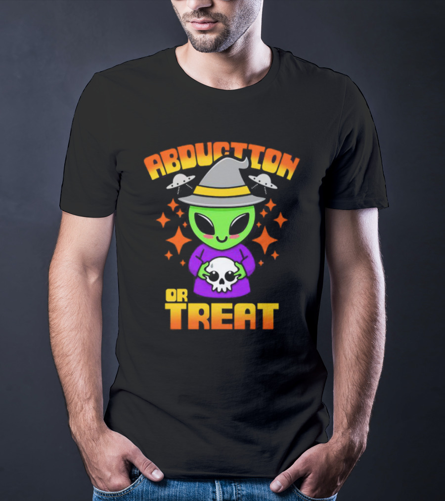 Abduction Or Treat Alien Halloween Witch Hat UFOs T-Shirt