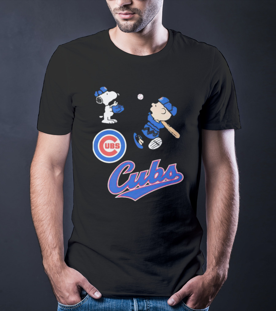 Snoopy And Charlie Brown In Chicago Cubs Baseball Uniforms T-Shirt