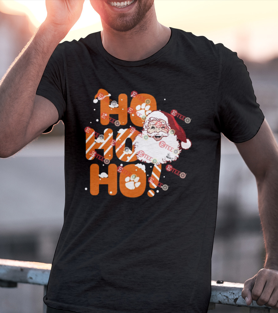 Clemson Tigers Santa Claus Ho Ho Ho Christmas Paw Print Snowflakes T-Shirt