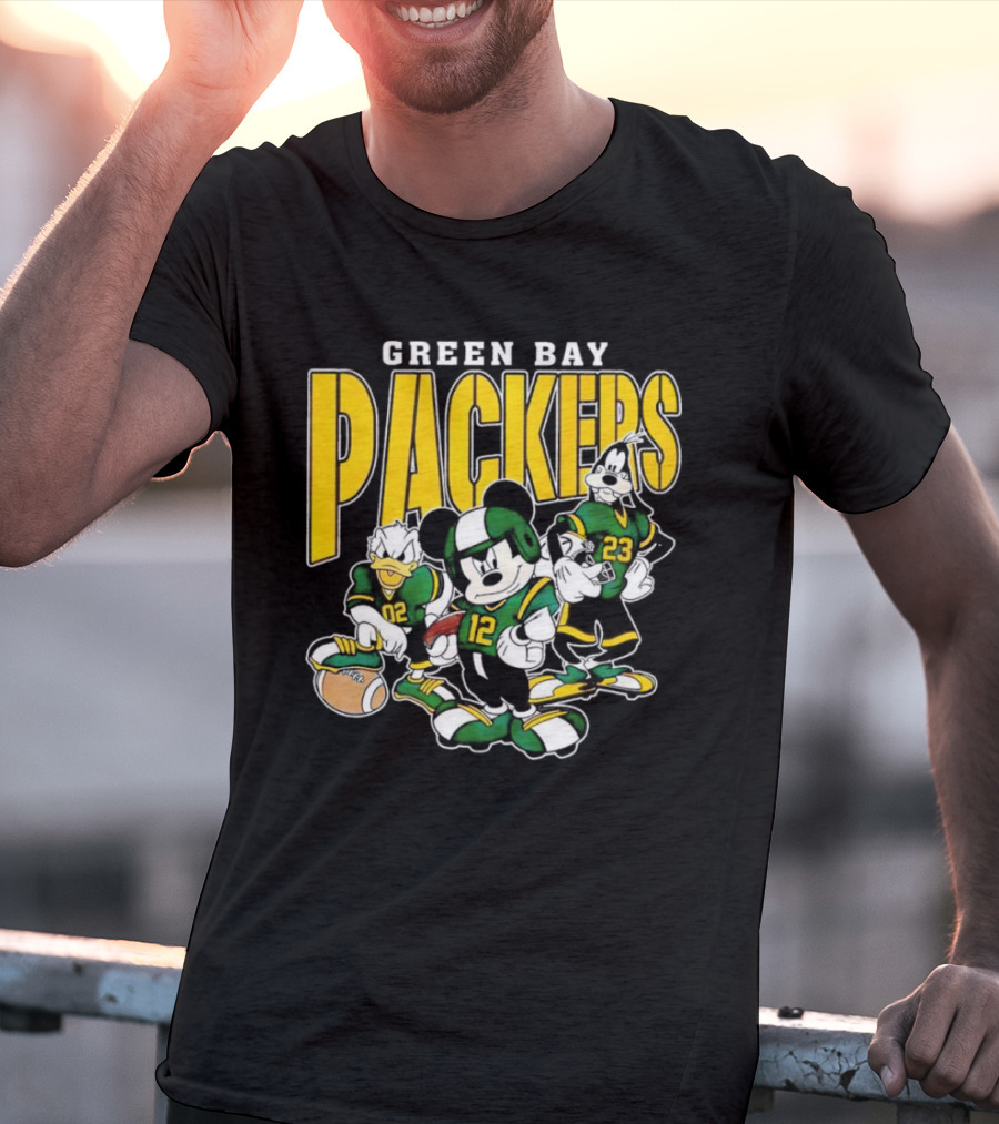 Green Bay Packers Mickey Mouse Donald Duck Goofy Football Players T-Shirt