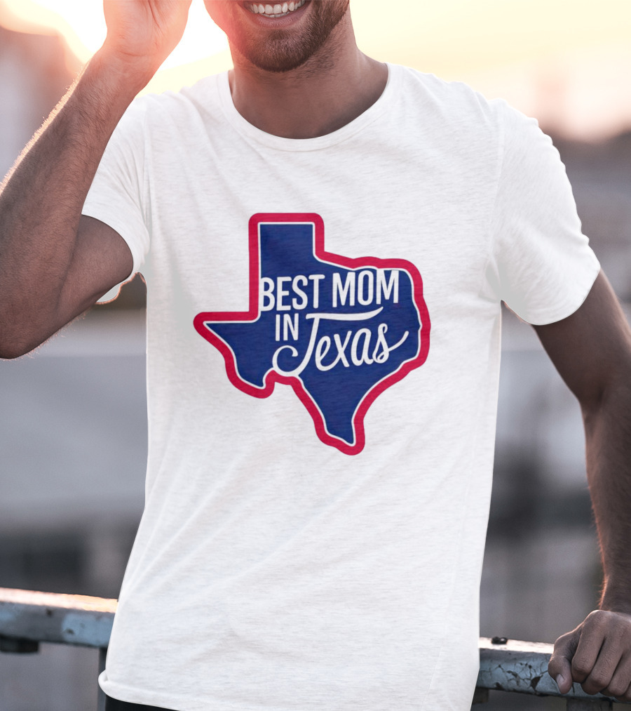 Best Mom In Texas State Shape With Red Border T-Shirt