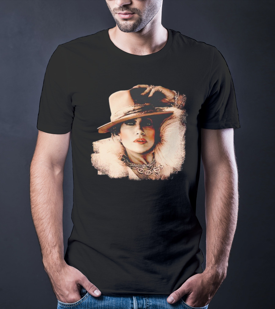 Jennifer Lopez Fur Coat And Hat Style Now T-Shirt