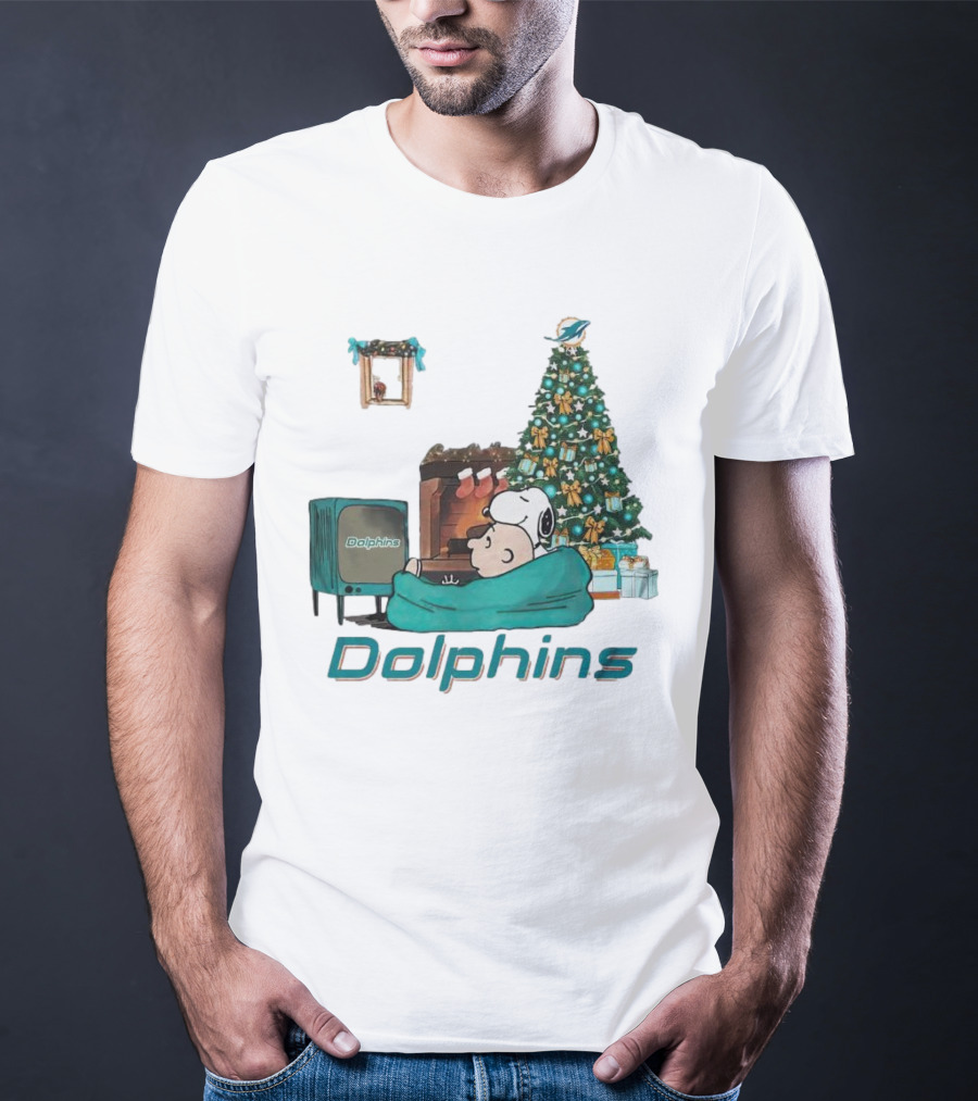 Charlie Brown Snoopy Watching Dolphins TV Christmas Tree T-Shirt