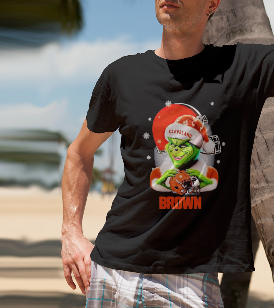 Grinch Cleveland Browns Christmas Football Snowflakes T-Shirt
