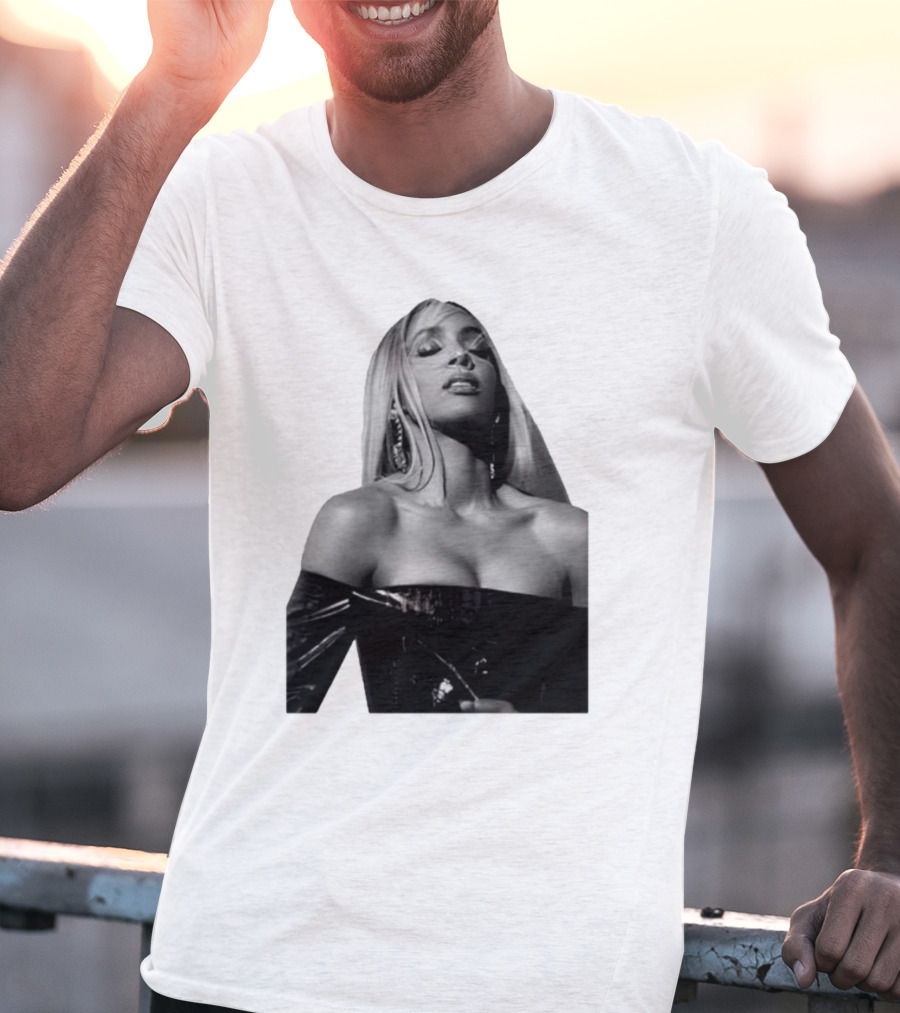 Kelly Rowland Krew Iconic Black And White Fashion Pose T-Shirt