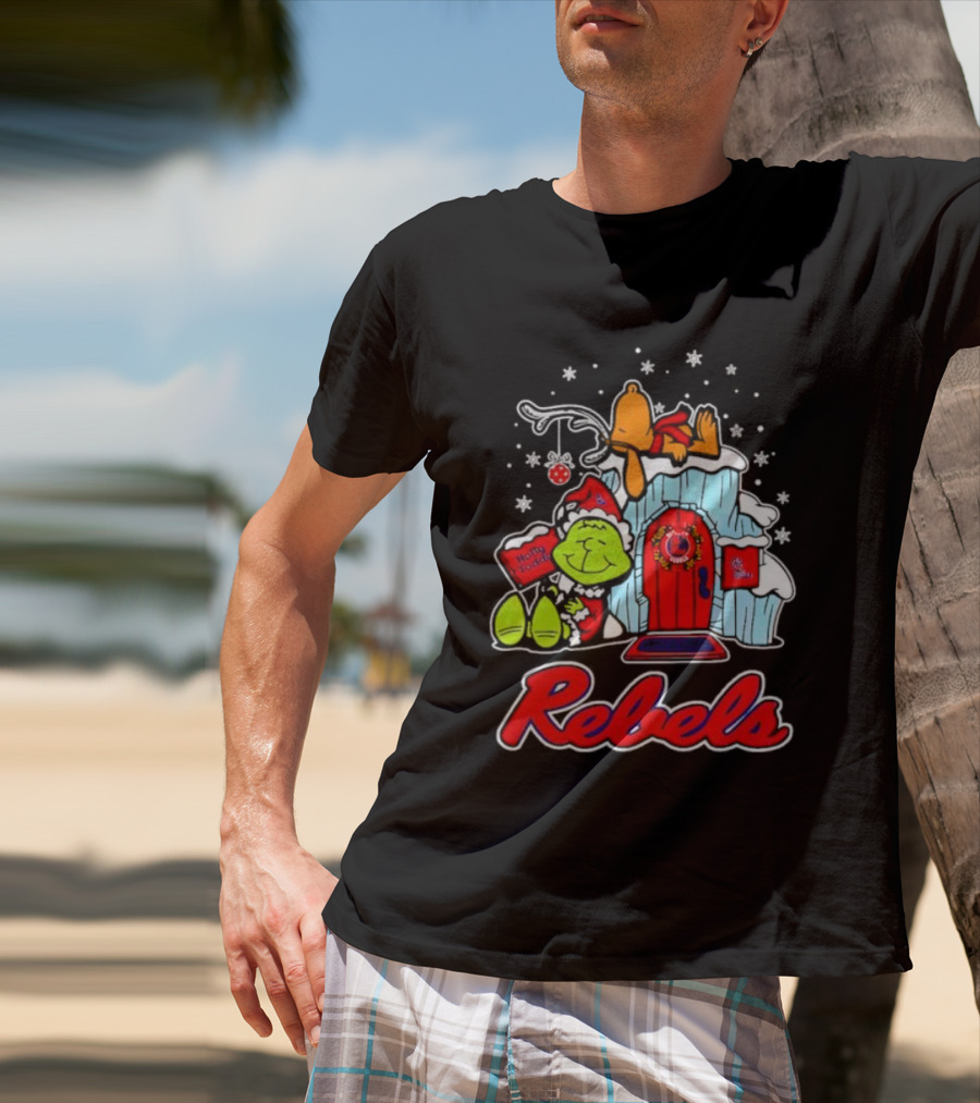 Peanuts Ole Miss Rebels Grinch Snoopy Merry Christmas T-Shirt