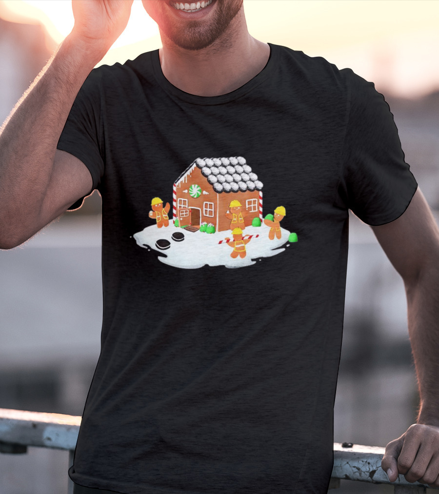 Gingerbread House Construction Crew Christmas Scene T-Shirt