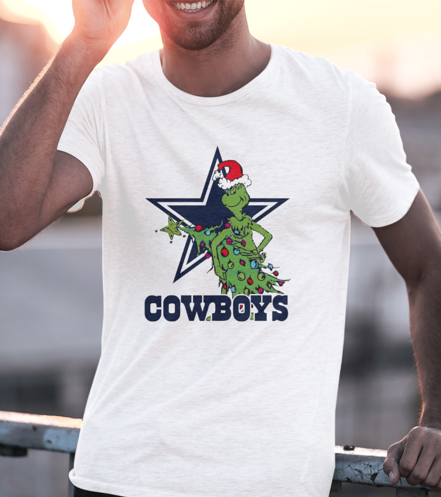 Dallas Cowboys Grinch In Santa Hat With Christmas Tree And Star T-Shirt