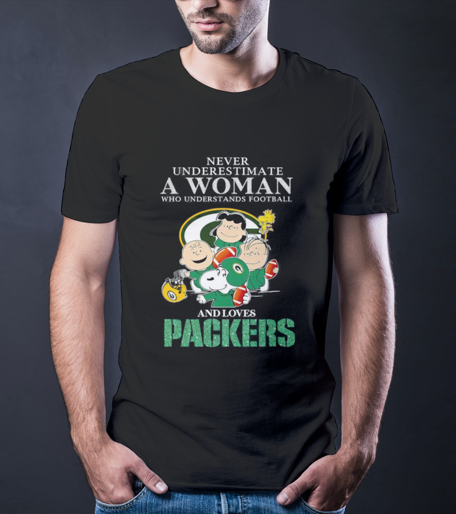 Never Underestimate A Woman Who Understands Football And Loves Packers Featuring Peanuts Characters T-Shirt