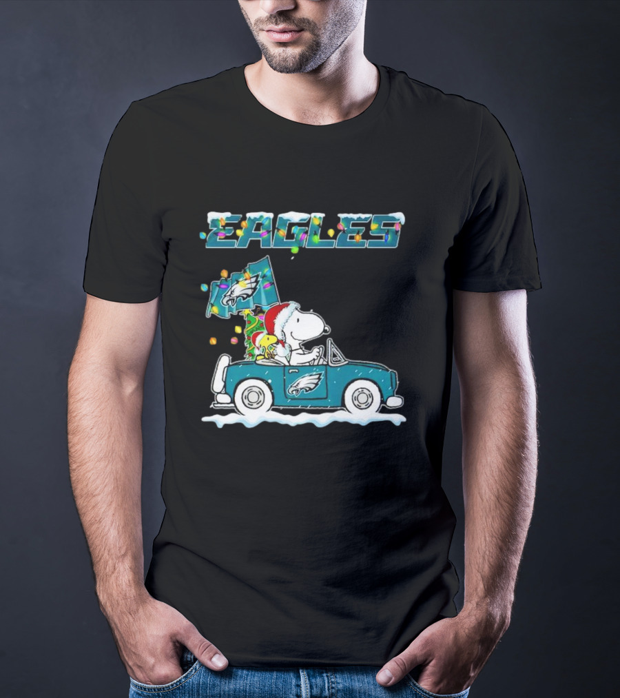 Eagles Snoopy Woodstock Christmas Driving Philadelphia Car T-Shirt
