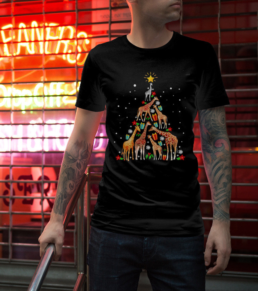 Giraffe Christmas Tree Star Presents Snowflakes T-Shirt