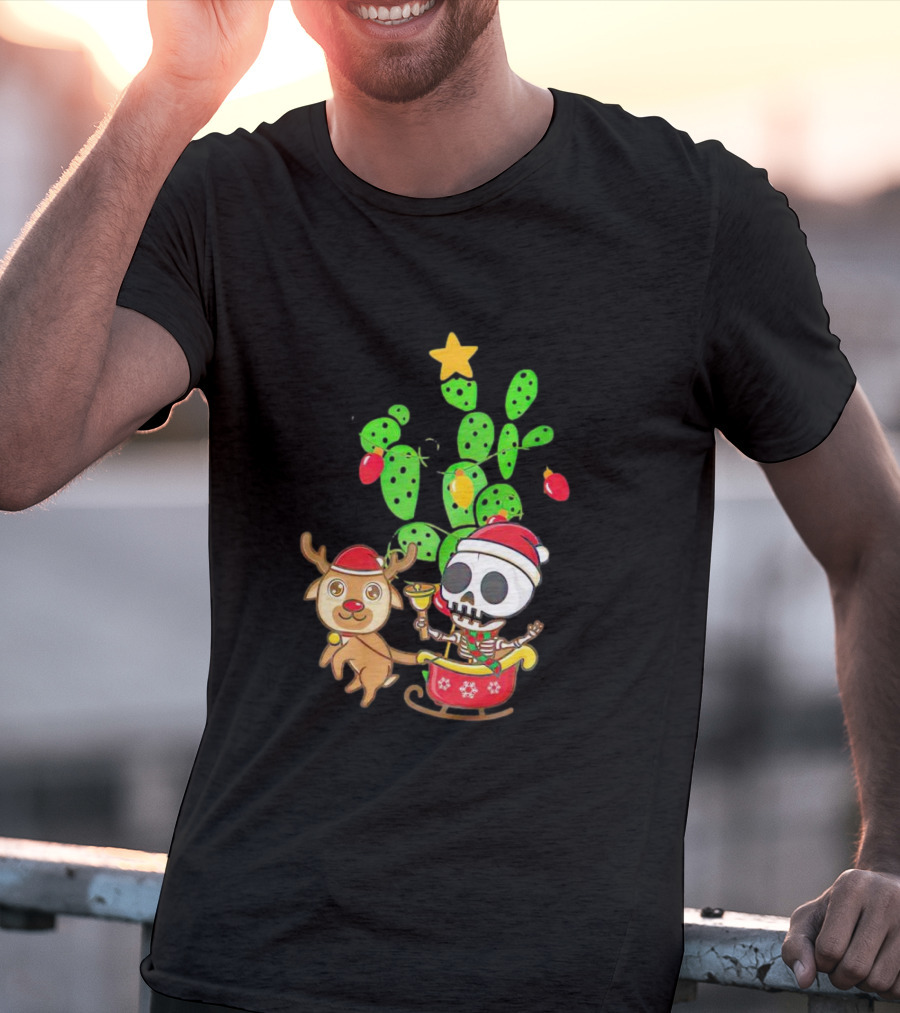 Nopalito Calacas Feliz Navidad Cactus Skeleton Reindeer Christmas T-Shirt